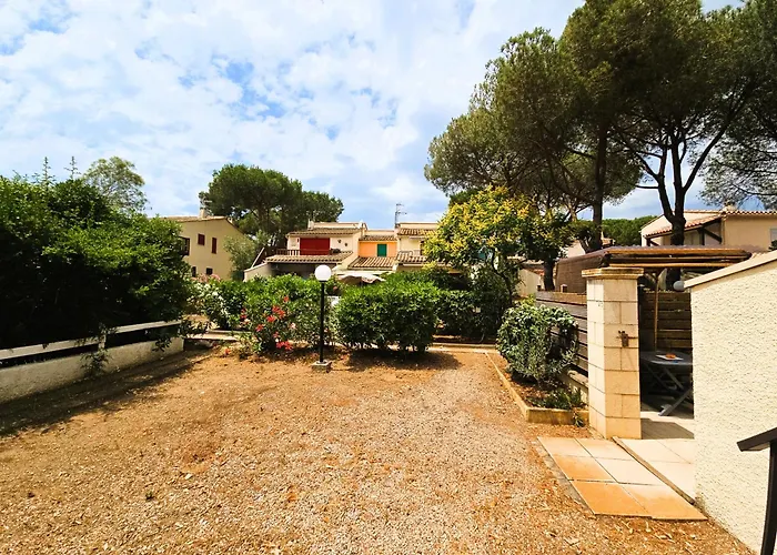 Sous Les Pins Double Terrasse Nyaraló
