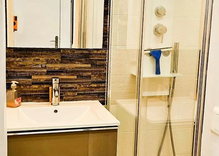 Sous Les Pins Hébergement de vacances