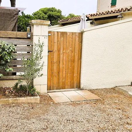 Holiday home Sous Les Pins *