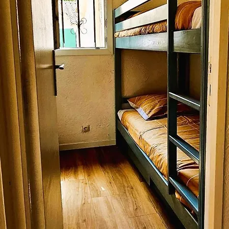 Sous Les Pins 阿格德