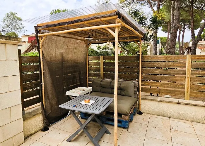 Sous Les Pins Double Terrasse Holiday home Agde