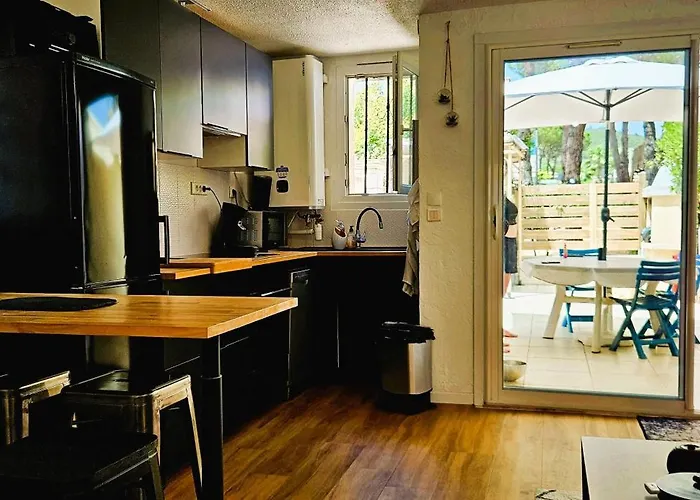 Holiday home Sous Les Pins Double Terrasse